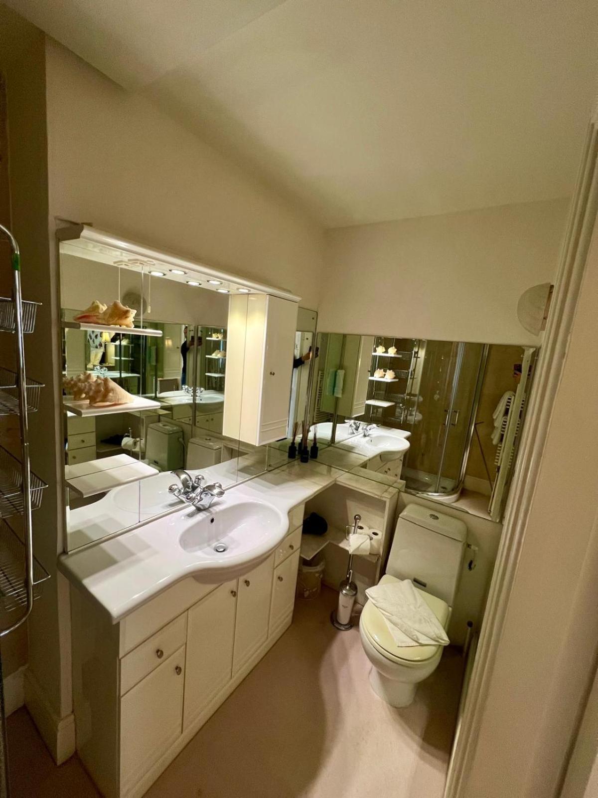 Burlington Townhouse Apartment ดับลิน ภายนอก รูปภาพ
